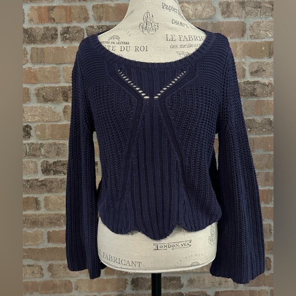 Aerie dark blue knit womens sweater bell sleeves v detail size medium